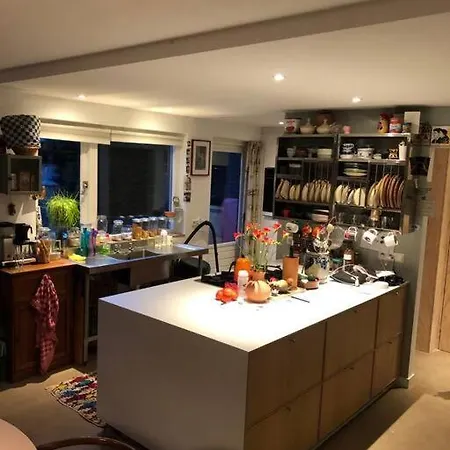 Familyhome Near Centre *